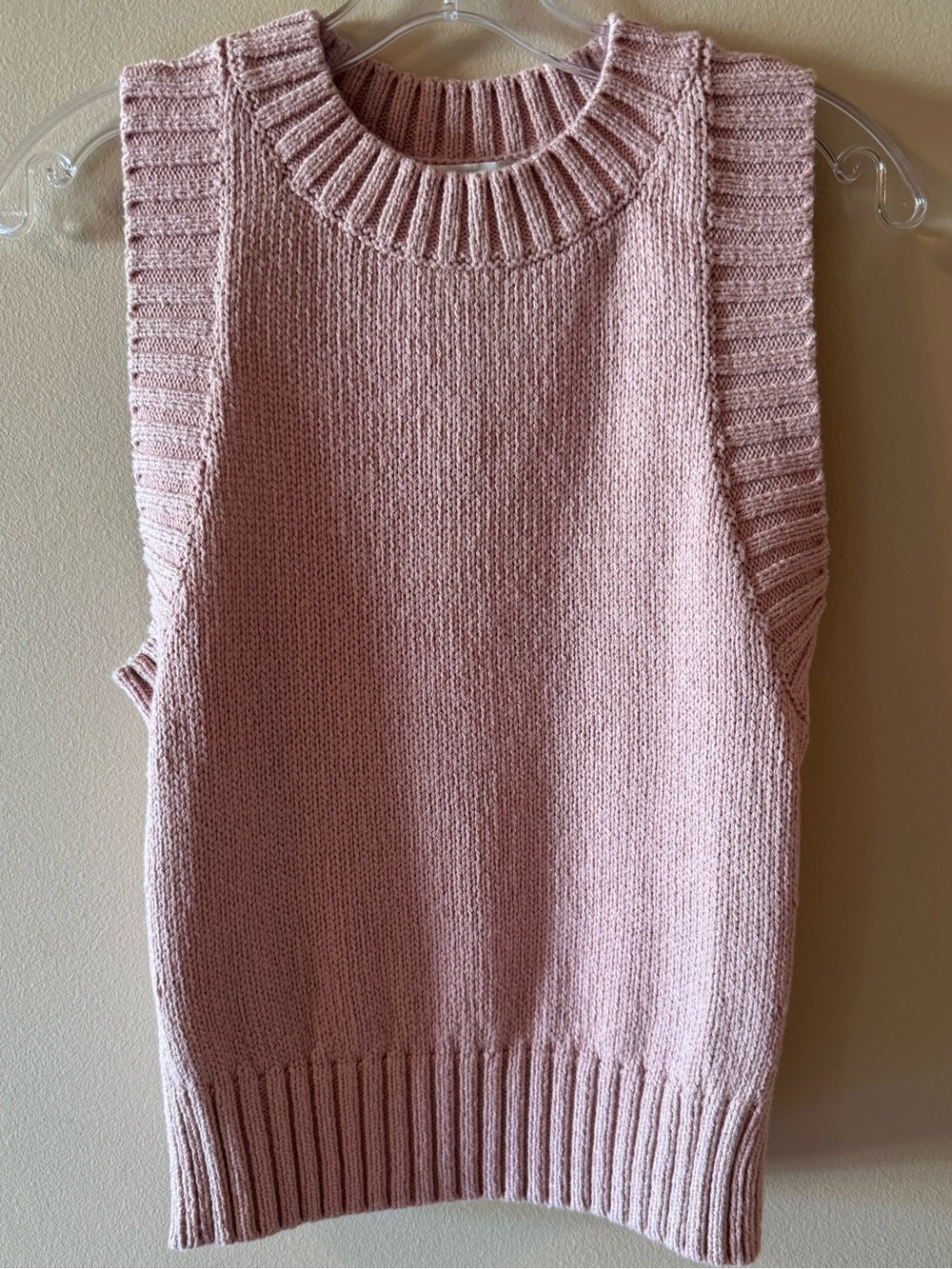 Banana Republic Sleeveless Rib-Trim Knit Sleeveless Sweater in Light Pink